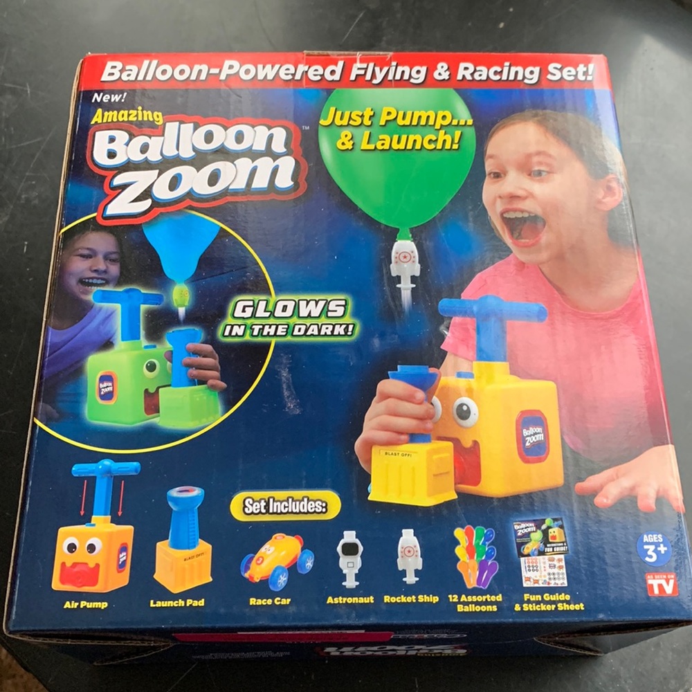 Amazing Balloon Zoom!!